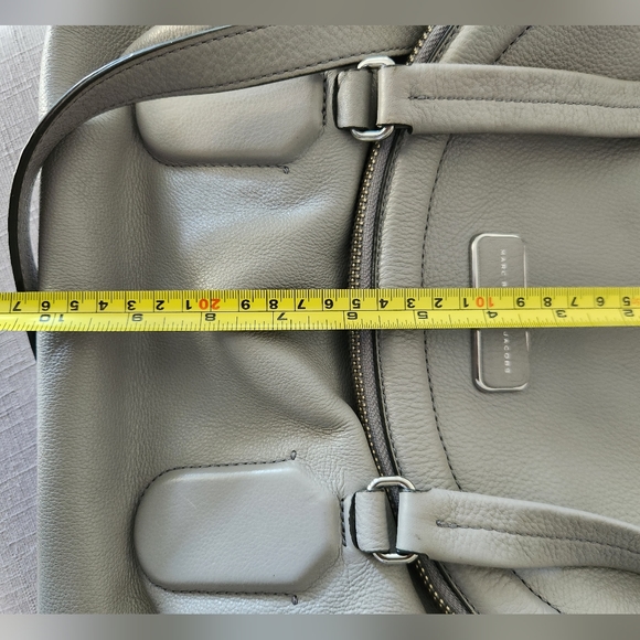 Marc Jacobs Leather Purse - Picture 7 of 8